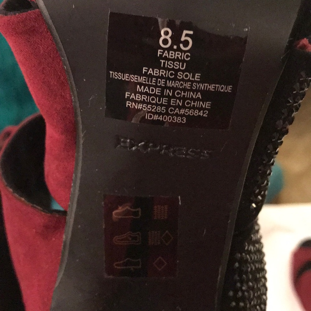 Express fashion statement sequin heel - Picture 6 of 6